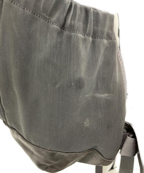 ARC'TERYX（アークテリクス）ARC'TERYX (アークテリクス) Mantis 26 backpack グレーの古着・服飾アイテム