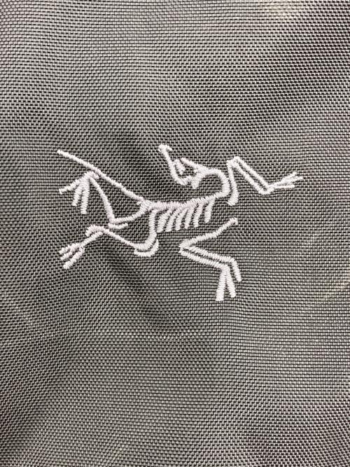 ARC'TERYX（アークテリクス）ARC'TERYX (アークテリクス) Mantis 26 backpack グレーの古着・服飾アイテム