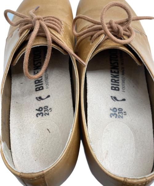 BIRKENSTOCK（ビルケンシュトック）BIRKENSTOCK (ビルケンシュトック) レザーシューズ ベージュ サイズ:23.0の古着・服飾アイテム