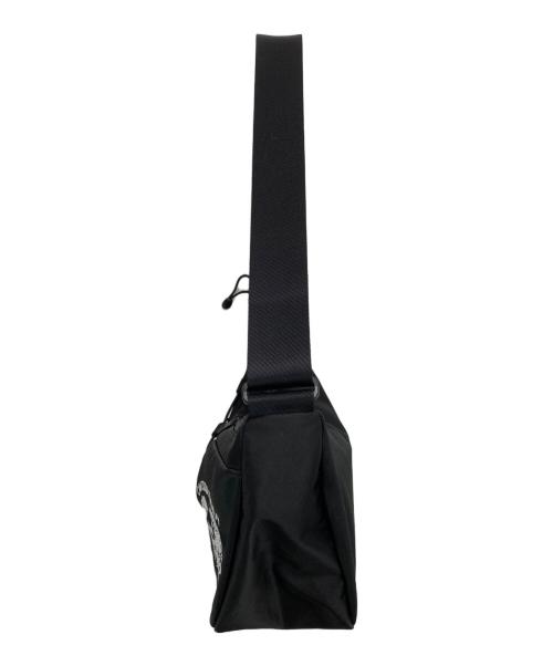 Onitsuka Tiger（オニツカタイガー）Onitsuka Tiger (オニツカタイガー) MESSENGER BAG メッセンジャーバッグ ブラックの古着・服飾アイテム