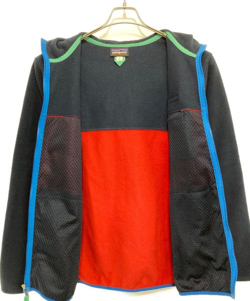 Patagonia（パタゴニア）Patagonia (パタゴニア) Men's Lightweight Synchilla Snap-T Hoody ネイビー×レッド サイズ:Mの古着・服飾アイテム