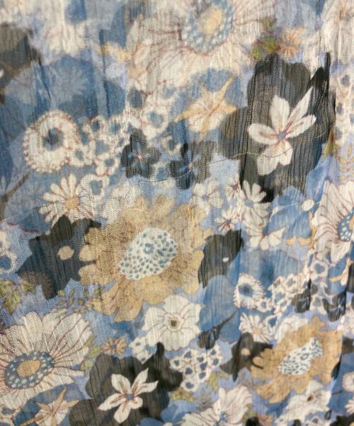 ne quittez pas（ヌキテパ）ne quittez pas (ヌキテパ) シアー花柄ワンピース ブルー サイズ:-の古着・服飾アイテム