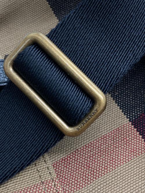 BURBERRY（バーバリー）BURBERRY (バーバリー) メガチェック メッセンジャーバッグ ベージュ×ブラックの古着・服飾アイテム