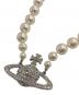 Vivienne Westwood（ヴィヴィアンウエストウッド）の古着「ONE ROW PEARL BAS RELIEF」｜シルバー×アイボリー