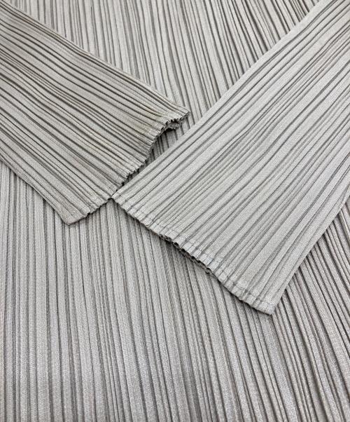 PLEATS PLEASE（プリーツプリーズ）PLEATS PLEASE (プリーツプリーズ) プリーツボトルネックカットソー ベージュ サイズ:3の古着・服飾アイテム