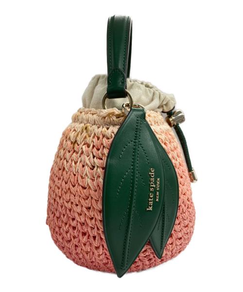 Kate Spade（ケイトスペード）Kate Spade (ケイトスペード) ベリーニ ウーブン ラフィア 3D ピーチ クロスボディ ピンクベージュの古着・服飾アイテム