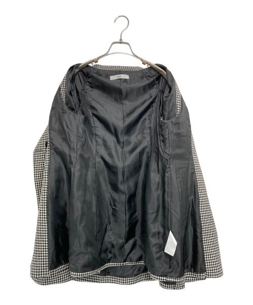 sheller（シェリエ）sheller (シェリエ) ハウンドトゥース ノーカラーケープコート ホワイト×ブラック サイズ:FREEの古着・服飾アイテム