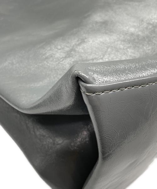 CHARLES & KEITH（チャールズアンドキース）CHARLES & KEITH (チャールズアンドキース) シアンナ チェーンハンドルショルダーバッグ グレーの古着・服飾アイテム