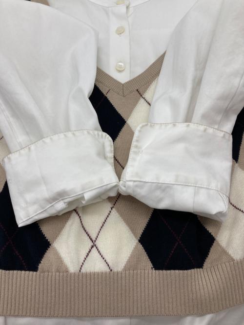 BLUE LABEL CRESTBRIDGE（ブルーレーベルクレストブリッジ）BLUE LABEL CRESTBRIDGE (ブルーレーベルクレストブリッジ) ベストコンビブラウス ホワイト×ベージュ サイズ:36の古着・服飾アイテム