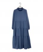 BLUE LABEL CRESTBRIDGEブルーレーベルクレストブリッジ）の古着「ギャザーティアードワンピース」｜ブルー