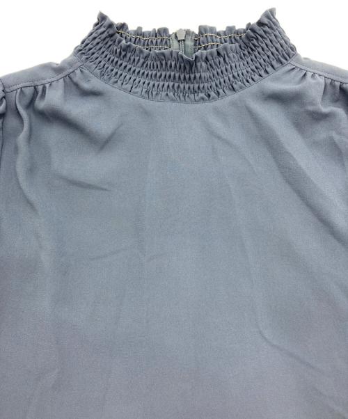 BLUE LABEL CRESTBRIDGE（ブルーレーベルクレストブリッジ）BLUE LABEL CRESTBRIDGE (ブルーレーベルクレストブリッジ) ギャザーティアードワンピース ブルー サイズ:36の古着・服飾アイテム