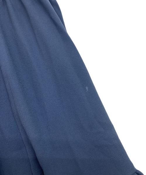 BLUE LABEL CRESTBRIDGE（ブルーレーベルクレストブリッジ）BLUE LABEL CRESTBRIDGE (ブルーレーベルクレストブリッジ) ギャザーティアードワンピース ブルー サイズ:36の古着・服飾アイテム