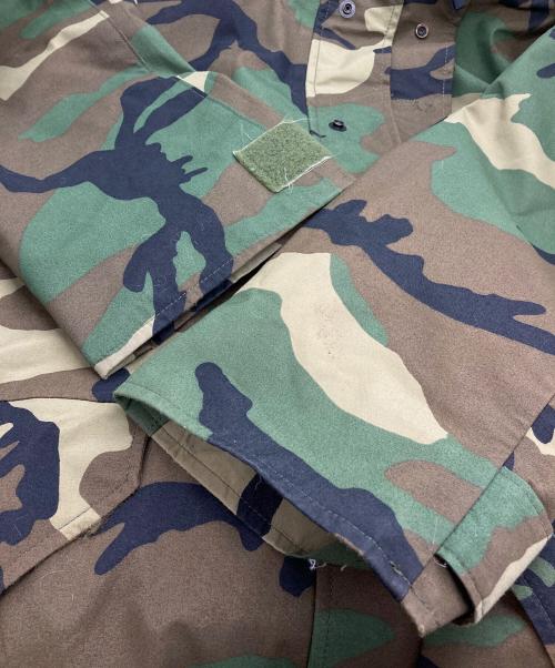US ARMY（ユーエスアーミー）US ARMY (ユーエスアーミー) ECWCS GEN1 カーキ サイズ:LARGE REGULARの古着・服飾アイテム