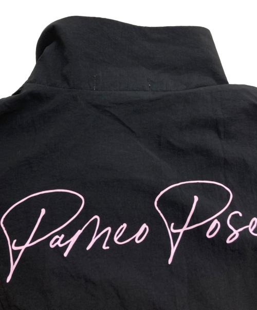 PAMEO POSE（パメオポーズ）PAMEO POSE (パメオポーズ) UMBRO (アンブロ) POSE Game Jumper ブラック サイズ:Fの古着・服飾アイテム