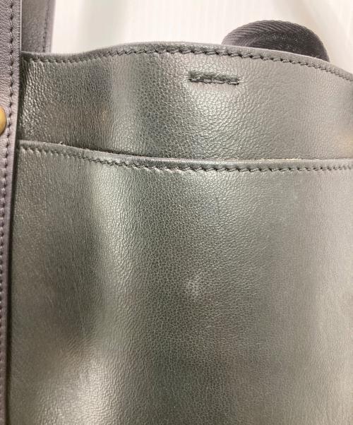MARNI（マルニ）MARNI (マルニ) スタッズハンドバッグ ブラックの古着・服飾アイテム