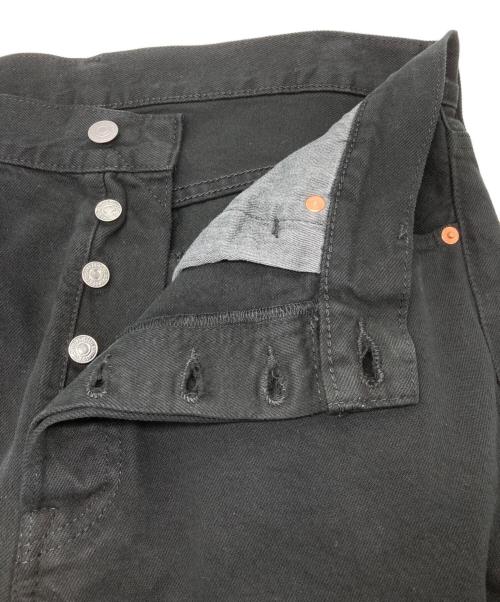 LEVI'S（リーバイス）LEVI'S (リーバイス) 501 ストレートデニムパンツ ブラック サイズ:33の古着・服飾アイテム
