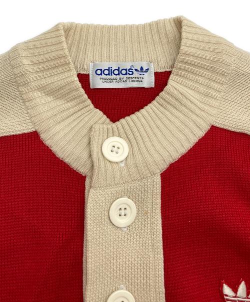 adidas（アディダス）adidas (アディダス) モックネックニット レッド×ベージュ サイズ:Lの古着・服飾アイテム