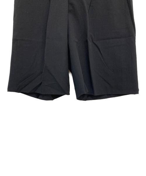 ISSEY MIYAKE（イッセイミヤケ）ISSEY MIYAKE (イッセイミヤケ) バミューダパンツ ブラック サイズ:Mの古着・服飾アイテム