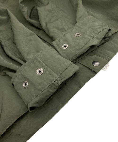 NIKE（ナイキ）NIKE (ナイキ) ウーブン マウンテンパーカー カーキ サイズ:XLの古着・服飾アイテム