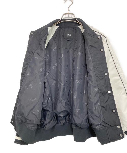 MLB（エムエルビー）MLB (エムエルビー) Nylon front varsity jacket ホワイト サイズ:Sの古着・服飾アイテム