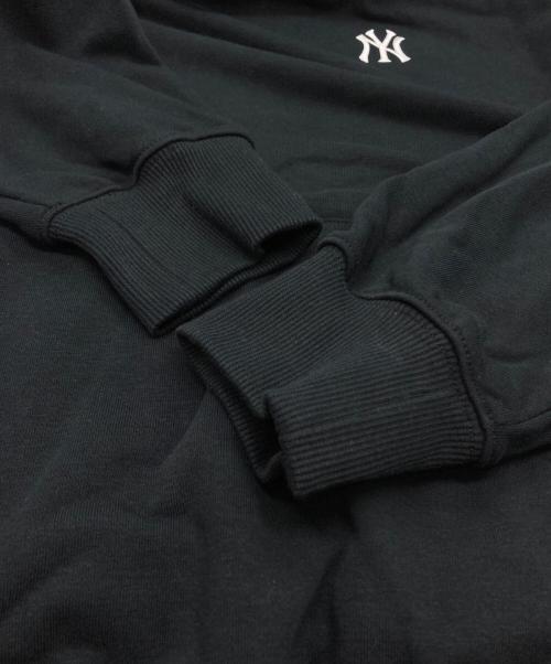 MLB（エムエルビー）MLB (エムエルビー) Karina  aespa Karina コラボ Over Fit Hoodie ブラック サイズ:Sの古着・服飾アイテム