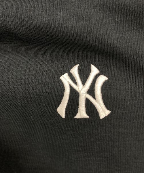 MLB（エムエルビー）MLB (エムエルビー) Karina  aespa Karina コラボ Over Fit Hoodie ブラック サイズ:Sの古着・服飾アイテム