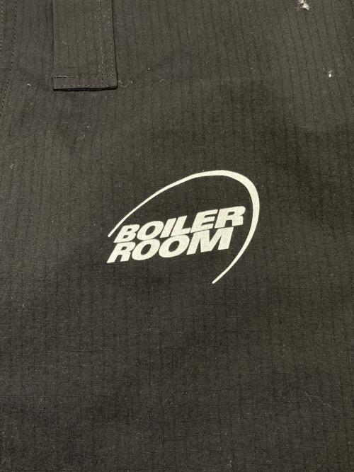 BOILER ROOM（ボイラールーム）BOILER ROOM (ボイラールーム) PACKABLE WINDBREAKER ブラック サイズ:XXLの古着・服飾アイテム
