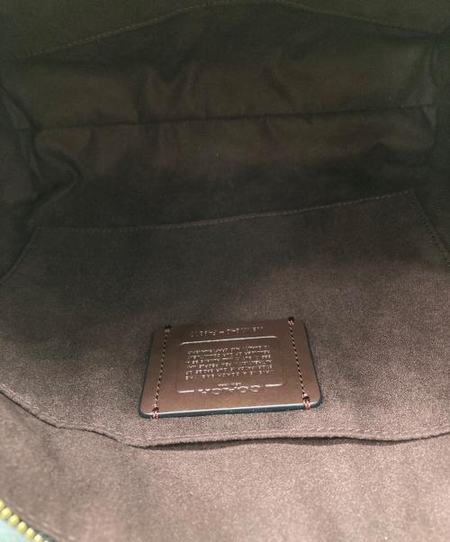 COACH（コーチ）COACH (コーチ) シグネチャー エンボス 2WAYバッグ ブラックの古着・服飾アイテム