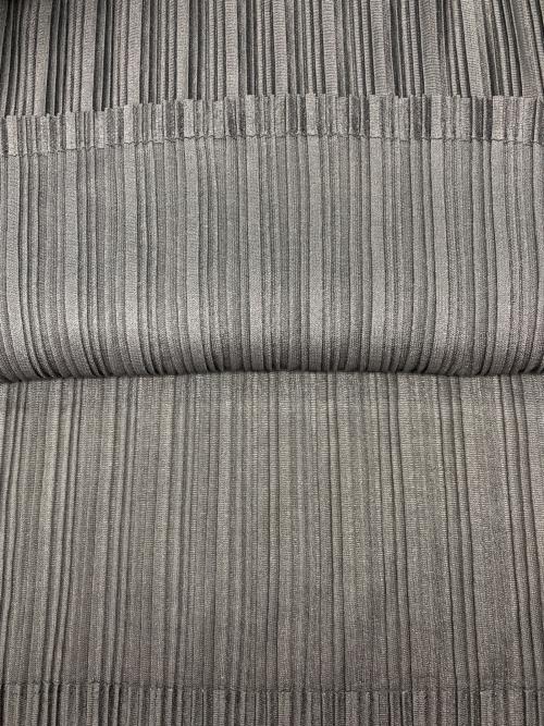 PLEATS PLEASE（プリーツプリーズ）PLEATS PLEASE (プリーツプリーズ) 半袖プリーツカットソーワンピース グレー サイズ:3の古着・服飾アイテム