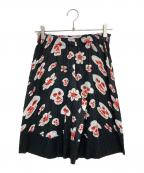 PLEATS PLEASEプリーツプリーズ）の古着「スカルフラワー プリーツ ハーフパンツ」｜ブラック×レッド