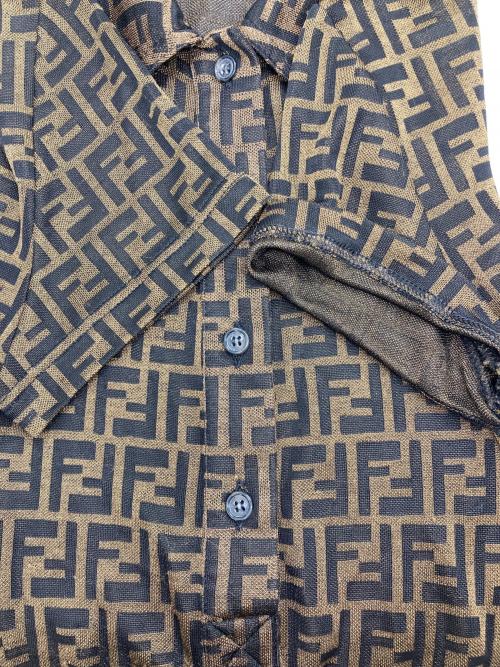 FENDI JEANS（フェンディ ジーンズ）FENDI JEANS (フェンディ ジーンズ) ズッカ柄 半袖シャツワンピース ブラウン×ブラック サイズ:Ｆ36の古着・服飾アイテム