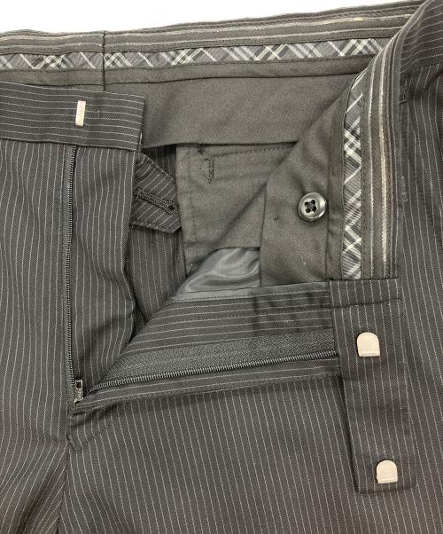 BURBERRY BLACK LABEL（バーバリーブラックレーベル）BURBERRY BLACK LABEL (バーバリーブラックレーベル) シルクウール混 ストライプセットアップスーツ ブラック サイズ:Sの古着・服飾アイテム