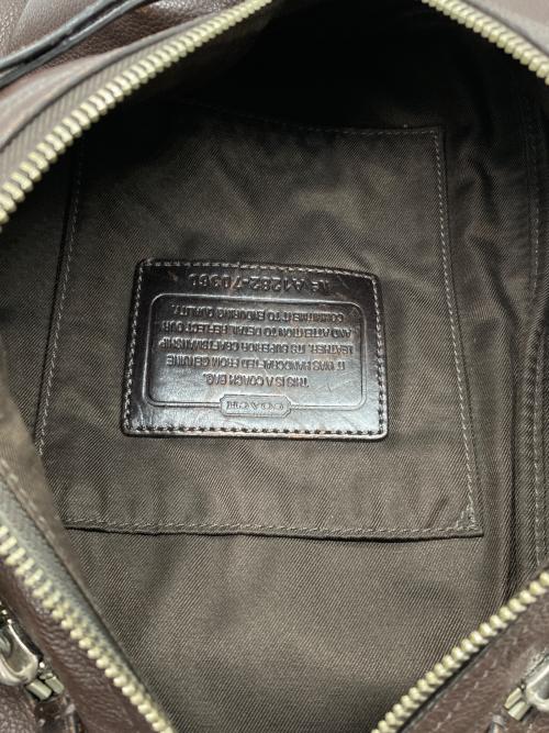 COACH（コーチ）COACH (コーチ) トンプソン スリングバッグ ブラウンの古着・服飾アイテム