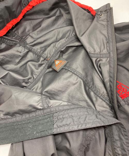 NIKE ACG（ナイキエーシージー）NIKE ACG (ナイキエーシージー) アノラックパーカー レッド×ブラック サイズ:Sの古着・服飾アイテム