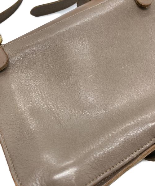 IL BISONTE（イル ビゾンテ）IL BISONTE (イル ビゾンテ) クオイエットレザーショルダーバッグ ブラウンの古着・服飾アイテム