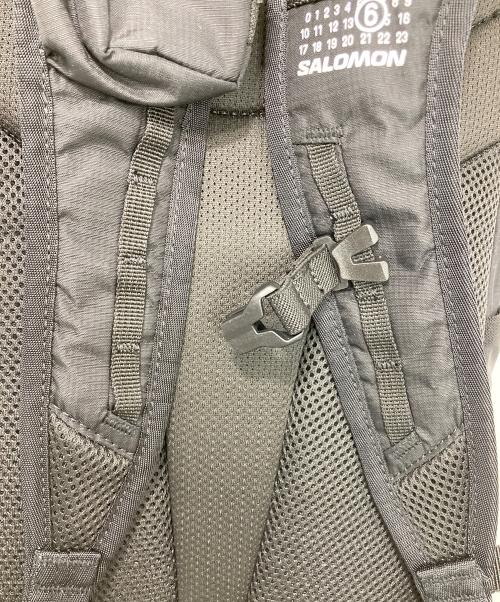 MM6 Maison Margiela（エムエムシックスメゾンマルジェラ）MM6 Maison Margiela (エムエムシックスメゾンマルジェラ) SALOMON (サロモン) 「ニューメリック」ナイロンバックパック ブラックの古着・服飾アイテム