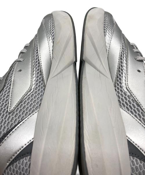 adidas（アディダス）adidas (アディダス) Mercedes-AMG PETRONAS F1チーム ライトブレイズ シューズ  グレー サイズ:US9の古着・服飾アイテム