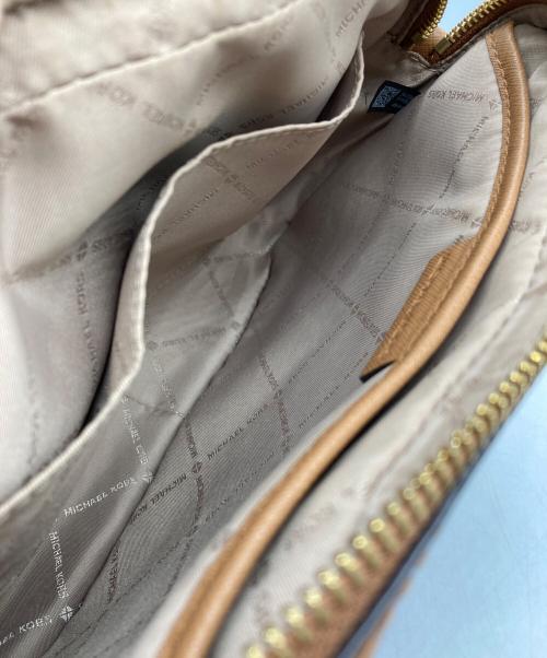 MICHAEL KORS（マイケルコース）MICHAEL KORS (マイケルコース) ショルダーバッグ ブラウンの古着・服飾アイテム