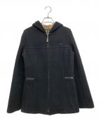 BURBERRY BLUE LABELバーバリー ブルー レーベル）の古着「ホース刺繍 裏ノバチェック フーデットコート」｜ブラック
