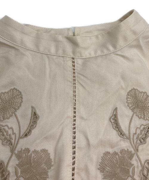 Ameri（アメリ）Ameri (アメリ) LADY EMBROIDERY PUFF BLOUSE アイボリー サイズ:Fの古着・服飾アイテム