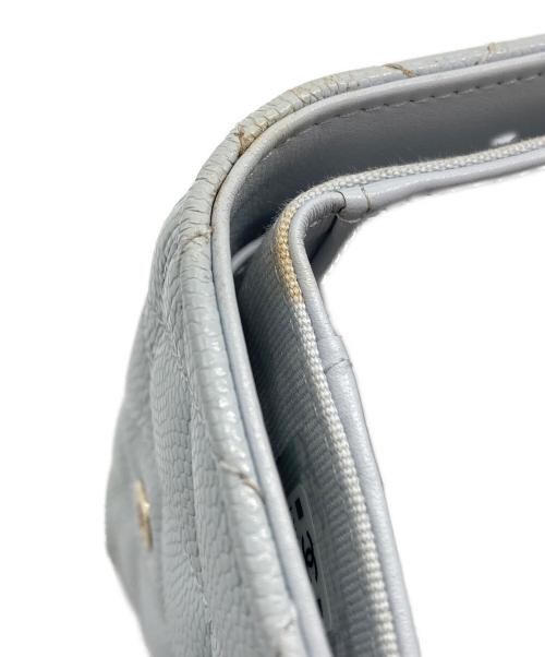 CHANEL（シャネル）CHANEL (シャネル) キャビアスキン マトラッセ スモールウォレット スカイブルーの古着・服飾アイテム