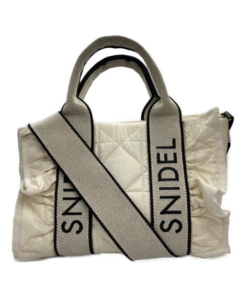 Snidel（スナイデル）Snidel (スナイデル) フリルキルティングロゴバッグ アイボリーの古着・服飾アイテム