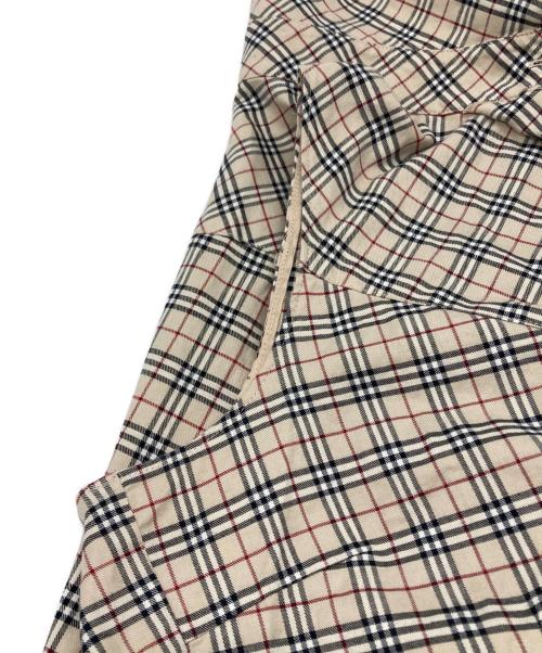 BURBERRY BLUE LABEL（バーバリー ブルー レーベル）BURBERRY BLUE LABEL (バーバリー ブルー レーベル) ノバチェックフリルノースリーブシャツ ベージュ サイズ:36の古着・服飾アイテム