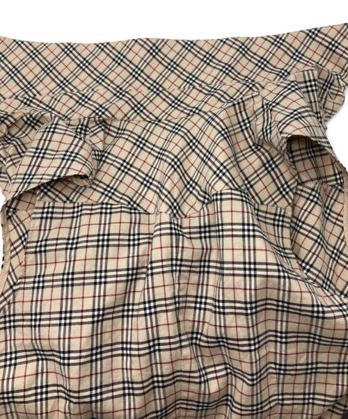 BURBERRY BLUE LABEL（バーバリー ブルー レーベル）BURBERRY BLUE LABEL (バーバリー ブルー レーベル) ノバチェックフリルノースリーブシャツ ベージュ サイズ:36の古着・服飾アイテム