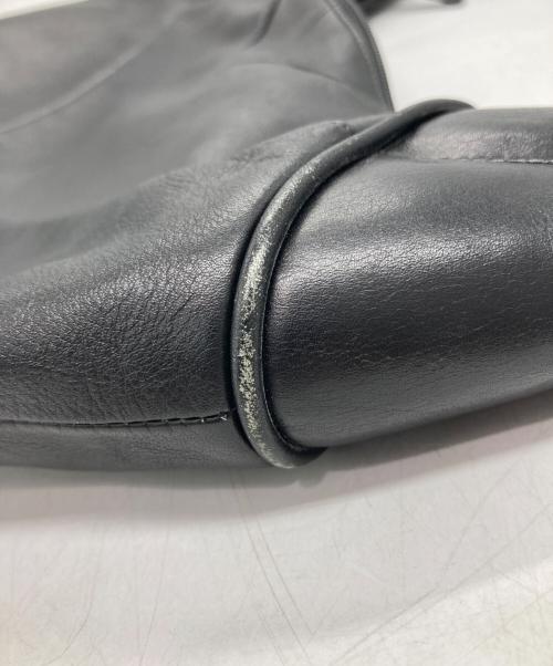 ALEXANDER McQUEEN（アレキサンダーマックイーン）ALEXANDER McQUEEN (アレキサンダーマックイーン) レザーワンショルダーバッグ ブラックの古着・服飾アイテム