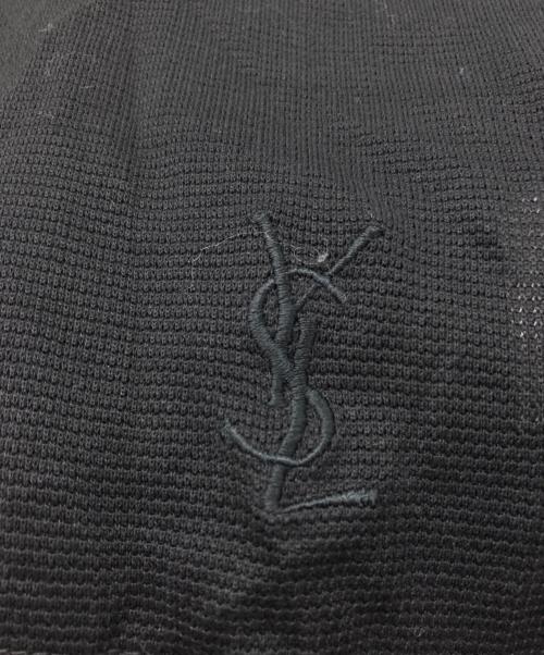 Yves Saint Laurent（イヴサンローラン）Yves Saint Laurent (イヴサンローラン) ロゴ刺繍 スキッパーポロシャツ ブラック サイズ:Mの古着・服飾アイテム