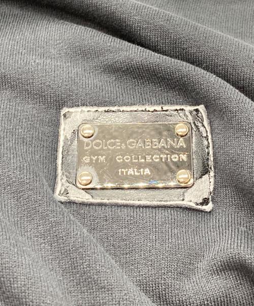 DOLCE & GABBANA（ドルチェ＆ガッバーナ）DOLCE & GABBANA (ドルチェ＆ガッバーナ) ロゴプレートダメージジップパーカー ブラック サイズ:48の古着・服飾アイテム