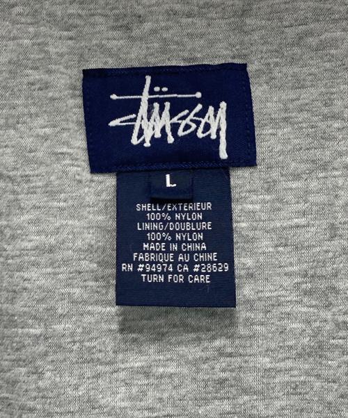stussy（ステューシー）stussy (ステューシー) 00's ナイロンブルゾン グレー×ネイビー サイズ:Lの古着・服飾アイテム