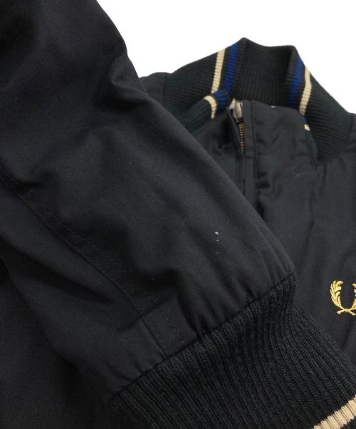 FRED PERRY（フレッドペリー）FRED PERRY (フレッドペリー) リバーシブルブルゾン ブラック サイズ:Mの古着・服飾アイテム