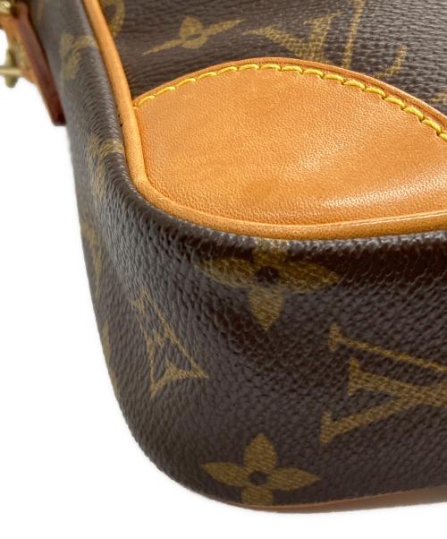LOUIS VUITTON（ルイ ヴィトン）LOUIS VUITTON (ルイ ヴィトン) ダヌーヴ モノグラム ショルダーバッグ ブラウンの古着・服飾アイテム